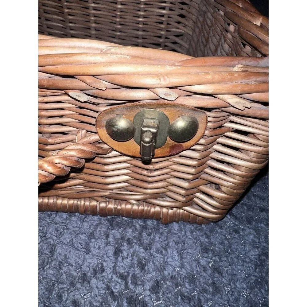 Vintage Rattan Suitcase Wicker Chest Picnic and Wine Box